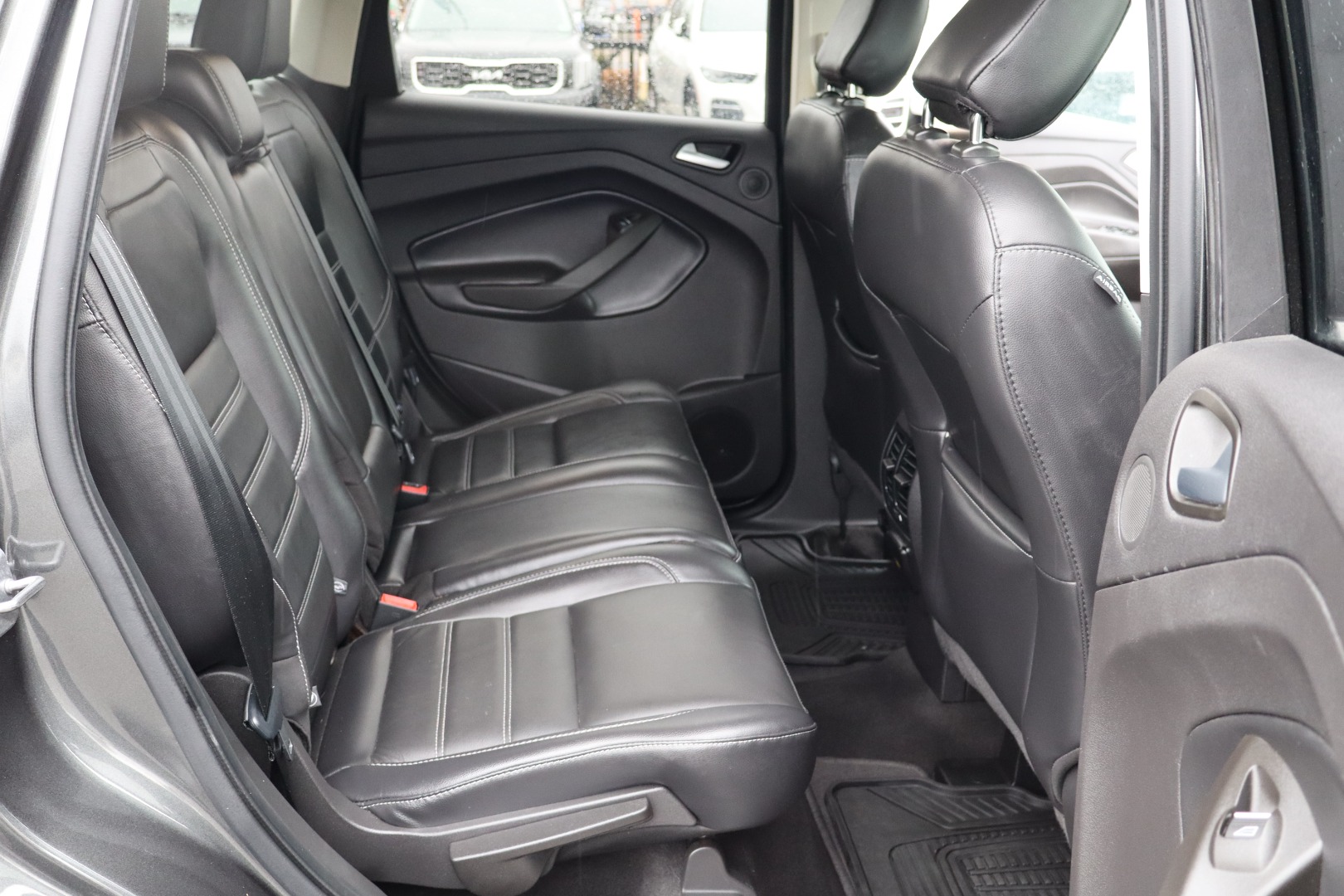 2019 Ford Escape Titanium - Photo 14