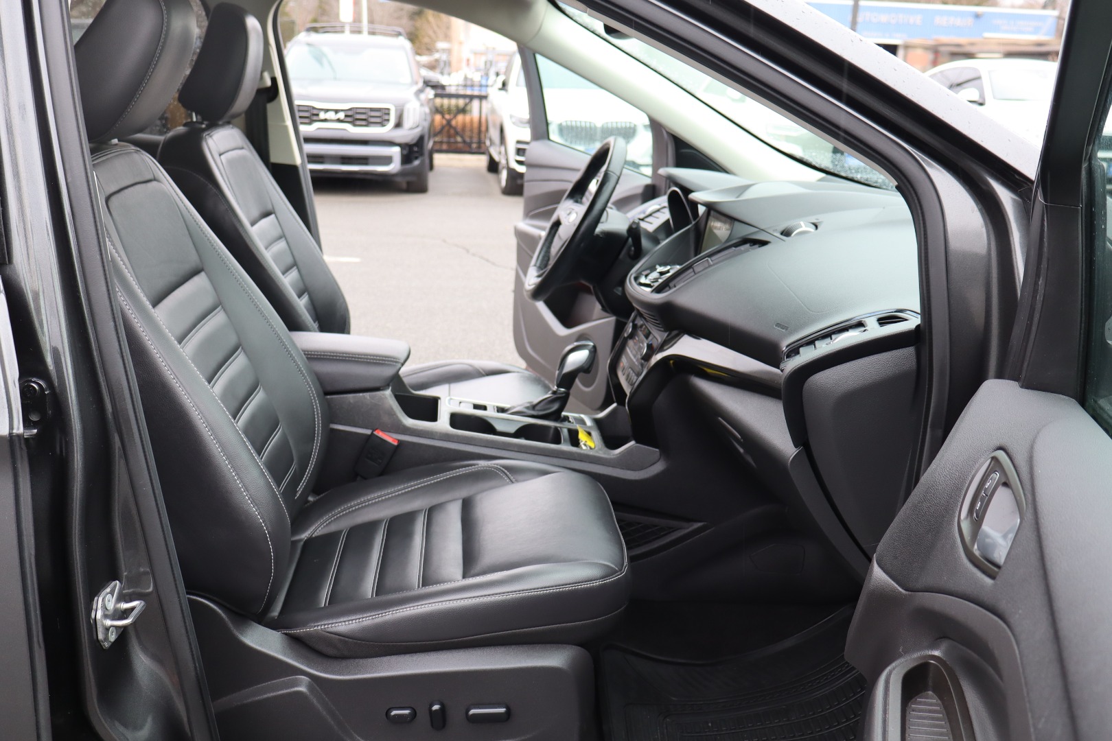 2019 Ford Escape Titanium - Photo 15