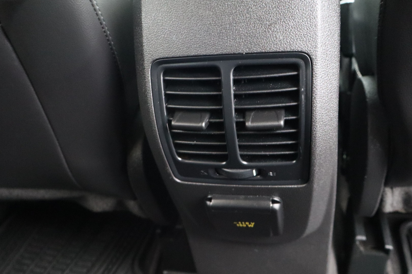 2019 Ford Escape Titanium - Photo 16