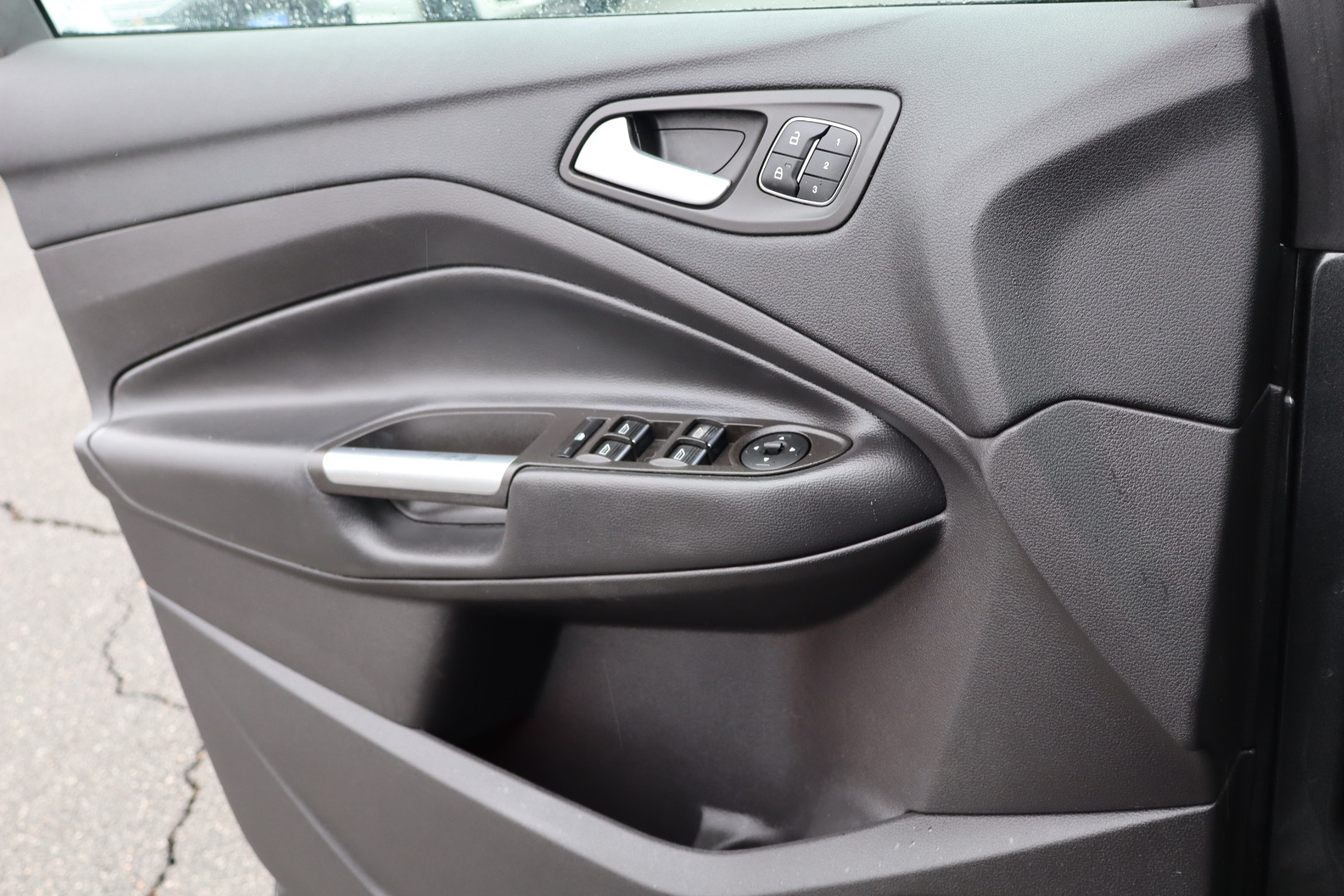 2019 Ford Escape Titanium - Photo 19