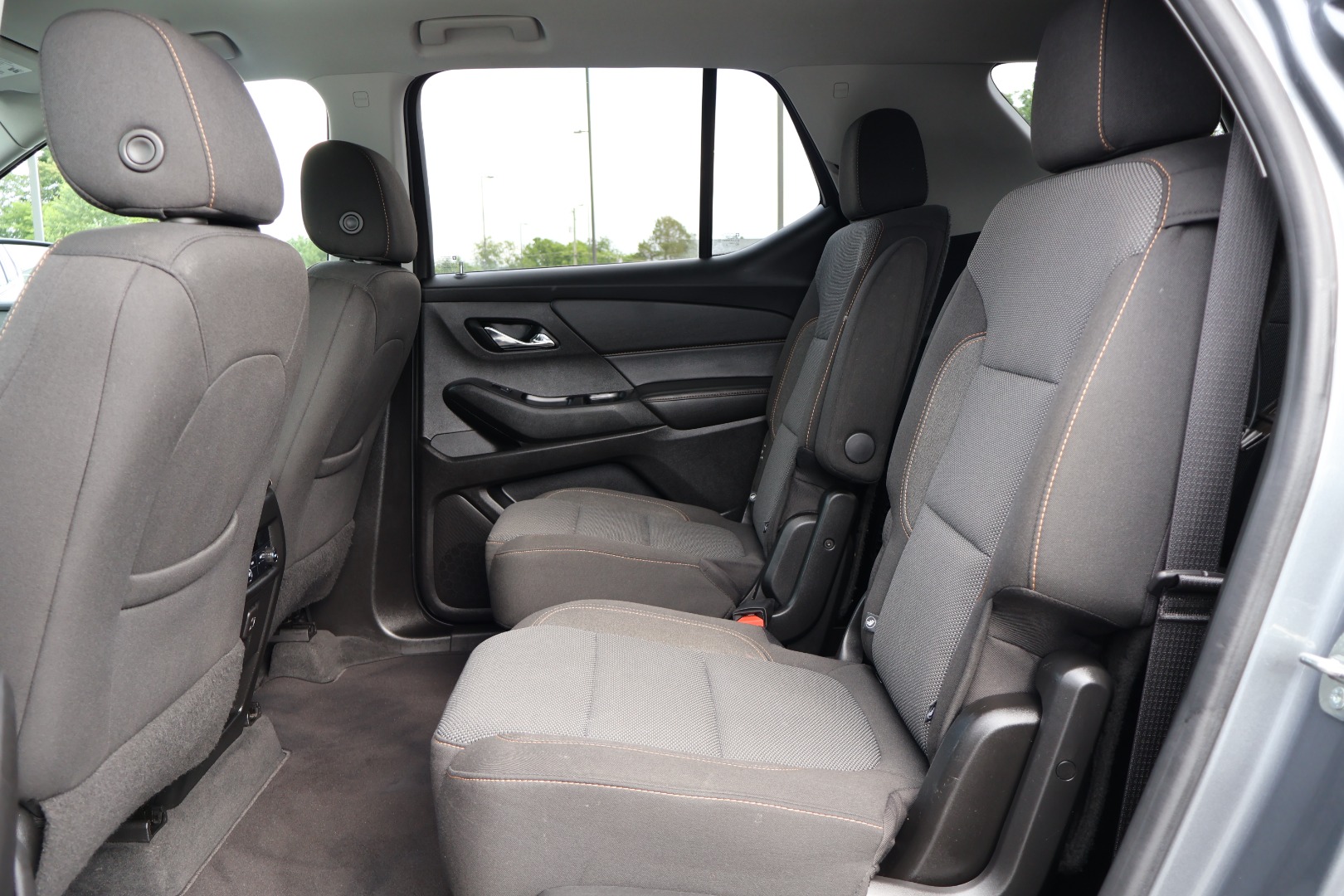 2020 Chevrolet Traverse 1LT - Photo 11