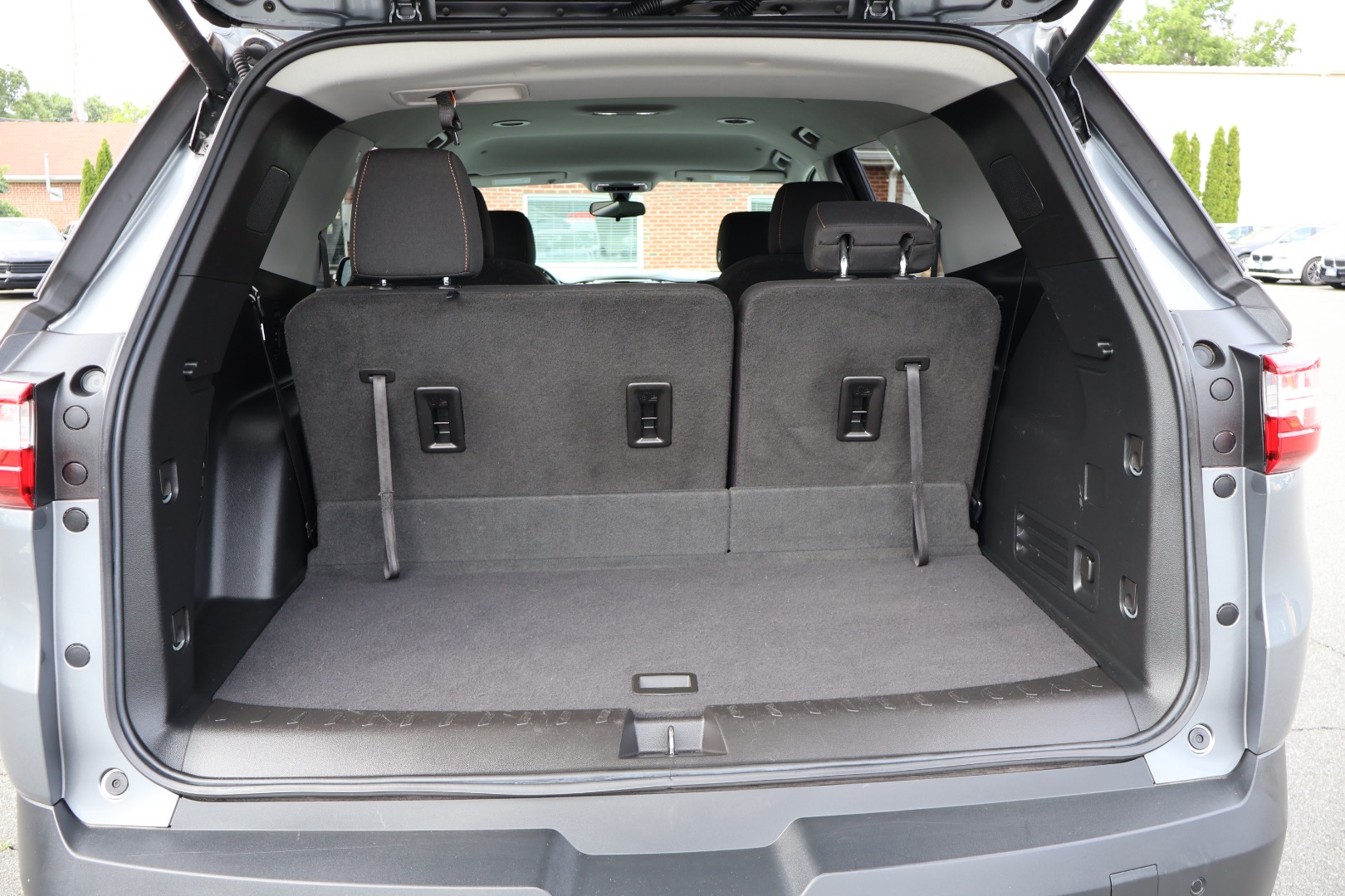 2020 Chevrolet Traverse 1LT - Photo 13