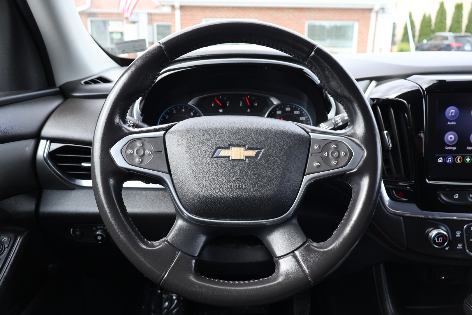 2020 Chevrolet Traverse 1LT - Photo 17