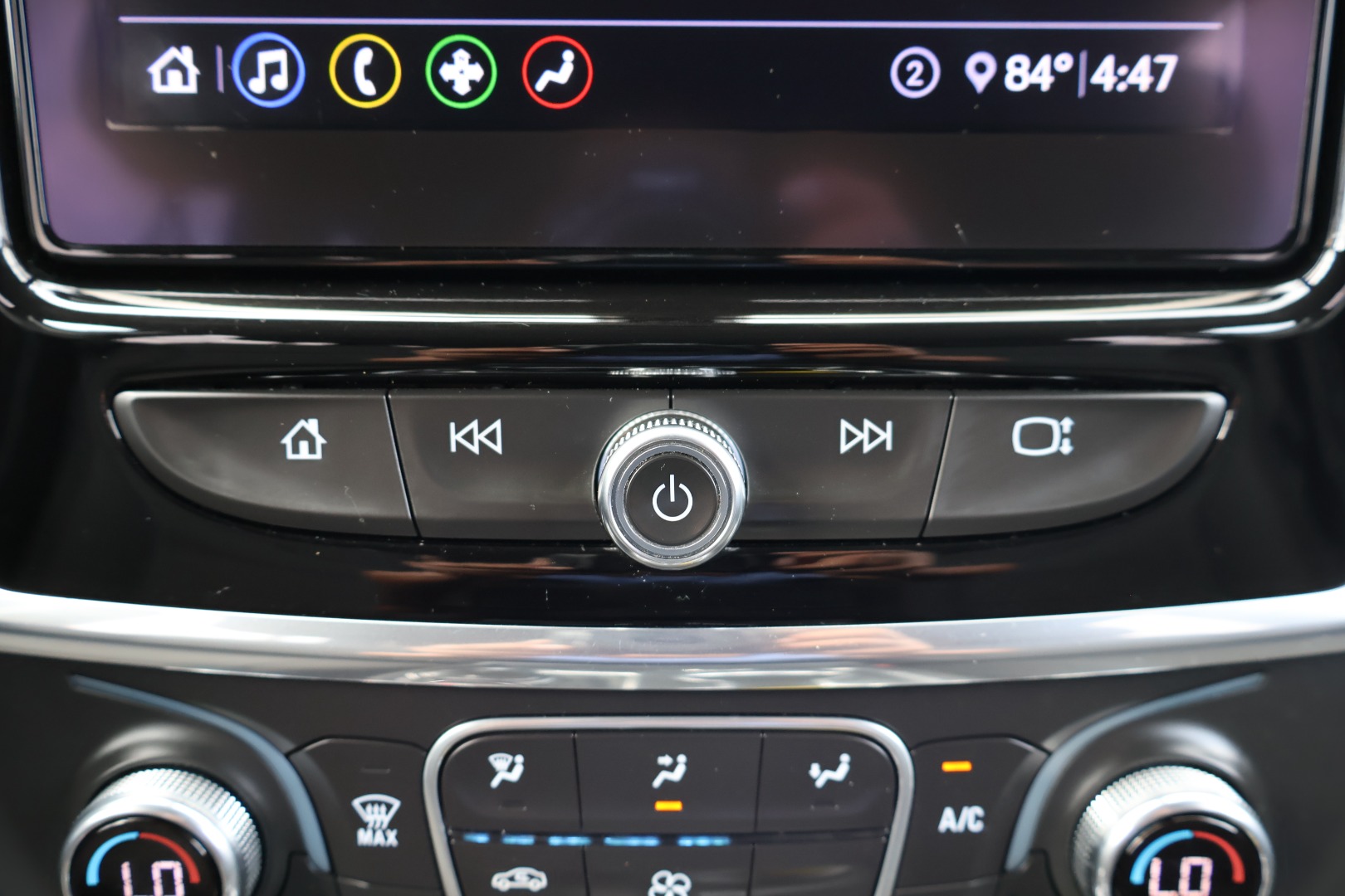 2020 Chevrolet Traverse 1LT - Photo 19