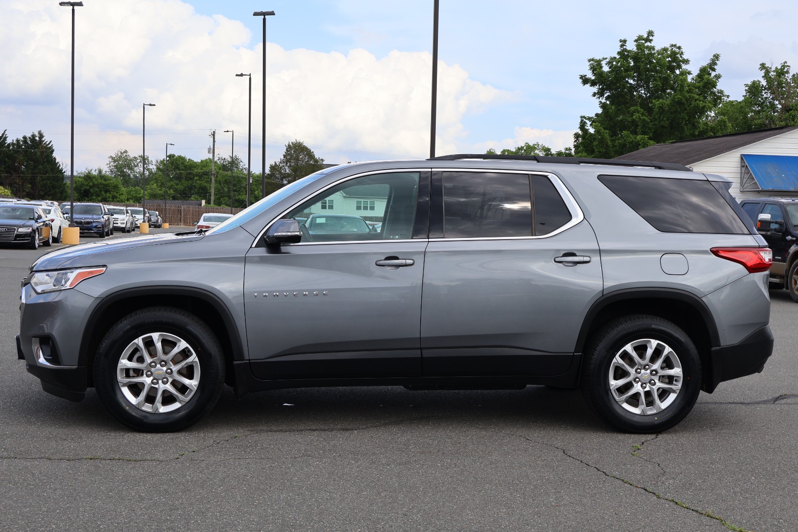 2020 Chevrolet Traverse 1LT - Photo 4