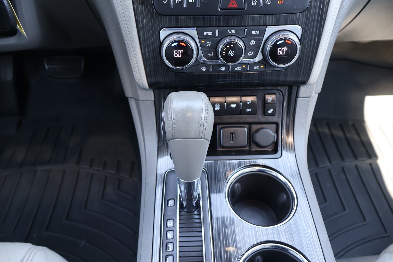 2016 Chevrolet Traverse LTZ - Photo 22