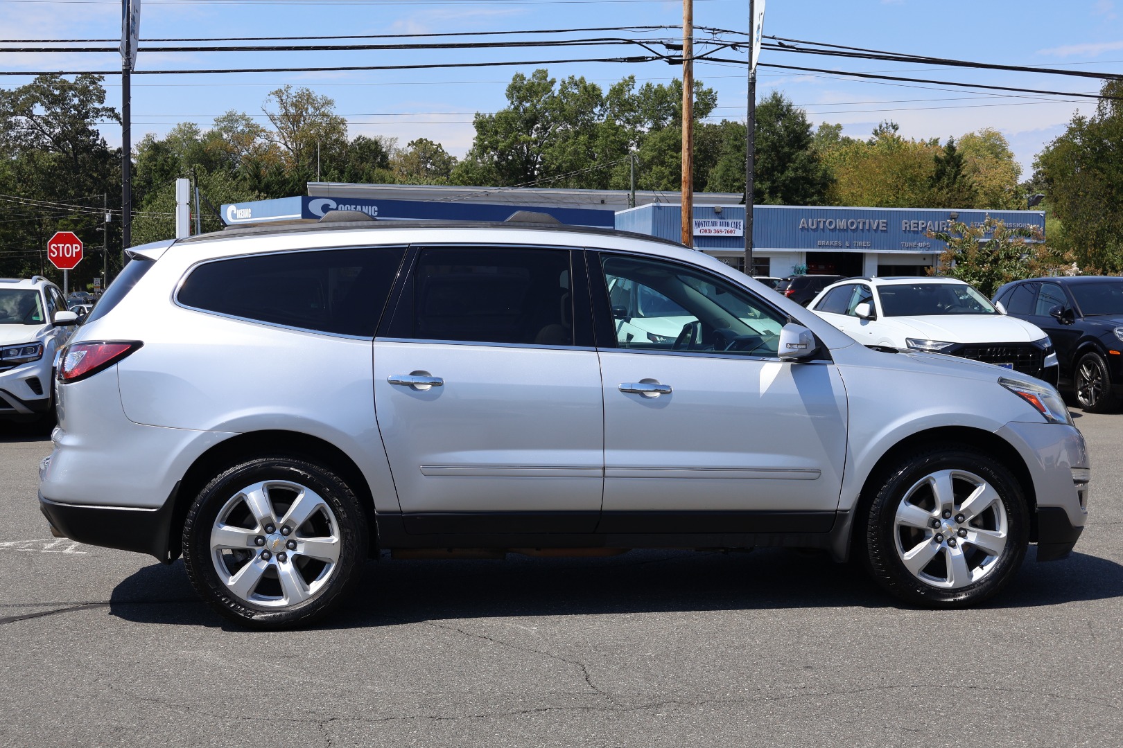 2016 Chevrolet Traverse LTZ - Photo 8