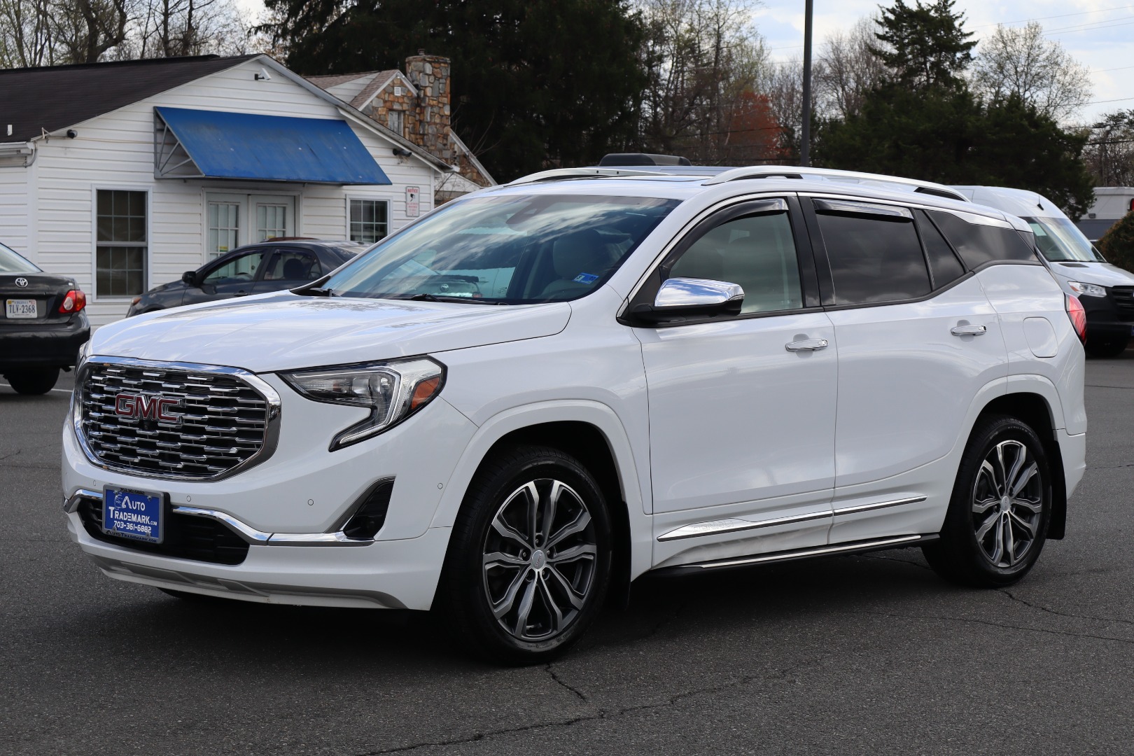 Vehicle Image 2