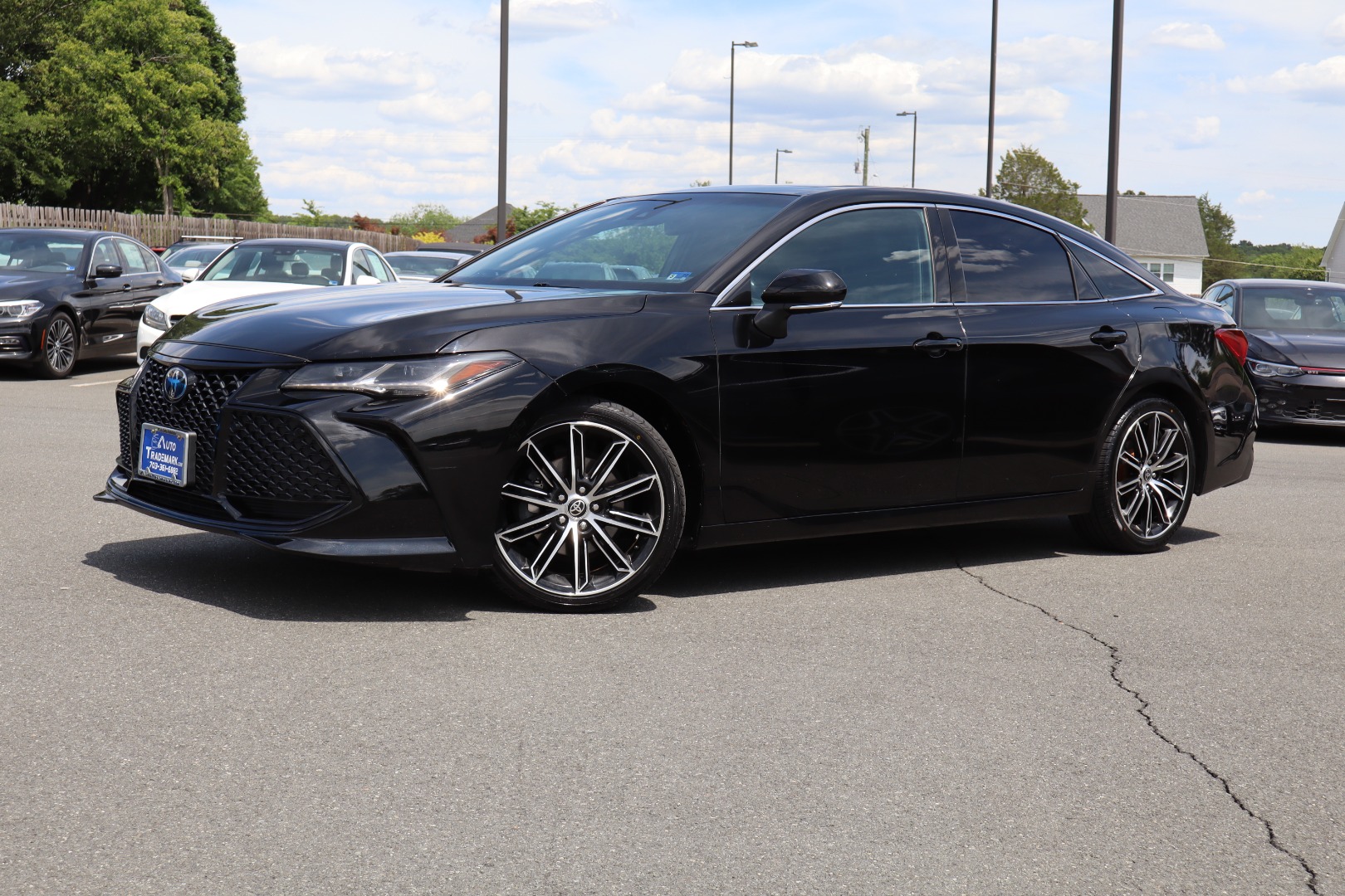 2022 Toyota Avalon Touring's photo