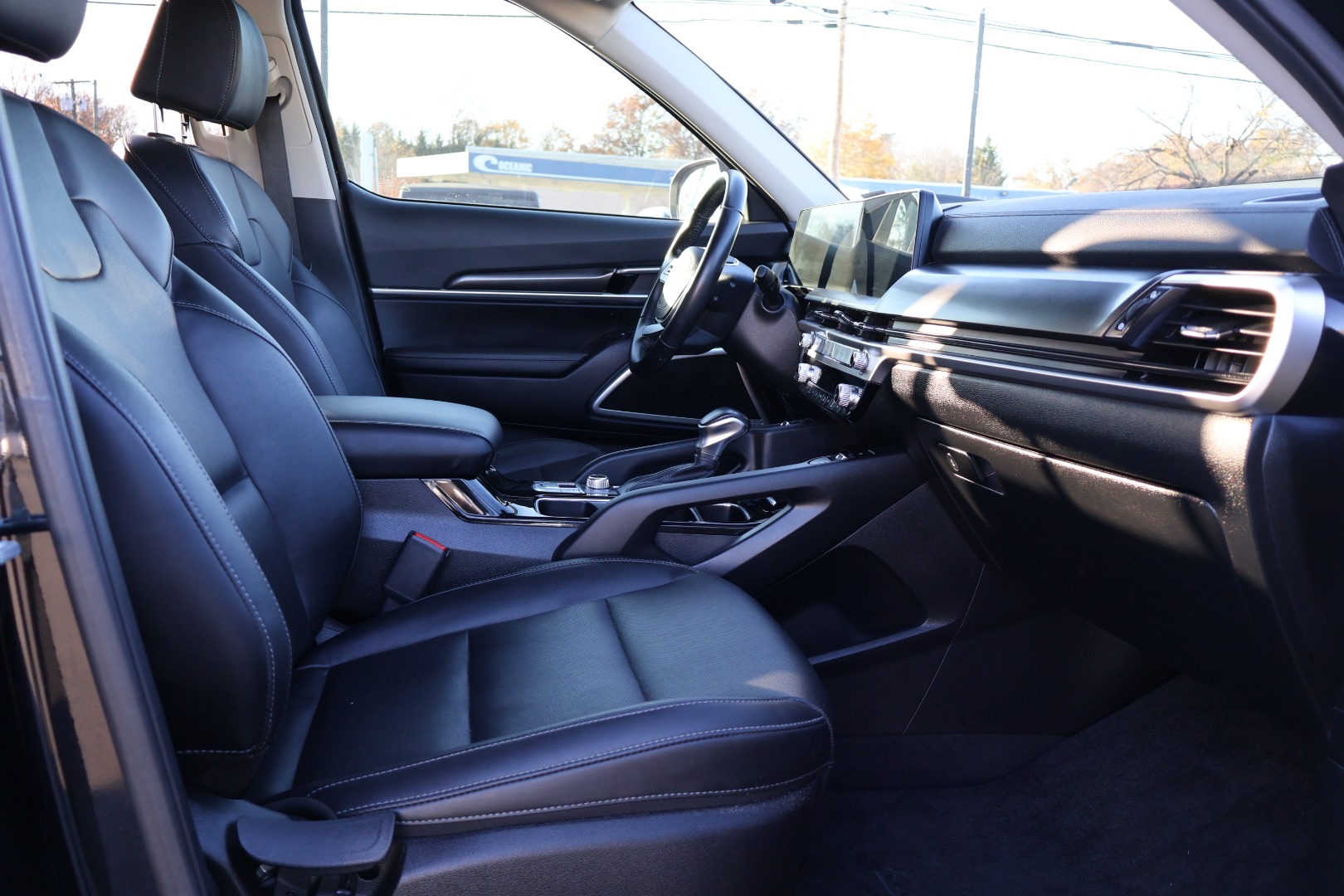 2023 Kia Telluride S - Photo 15