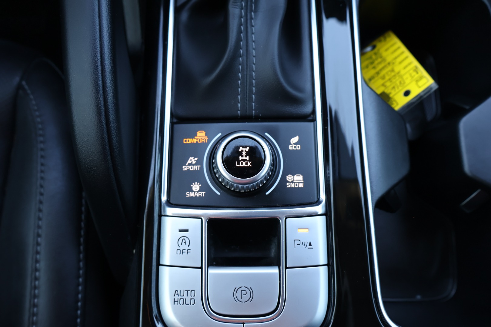 2023 Kia Telluride S - Photo 22