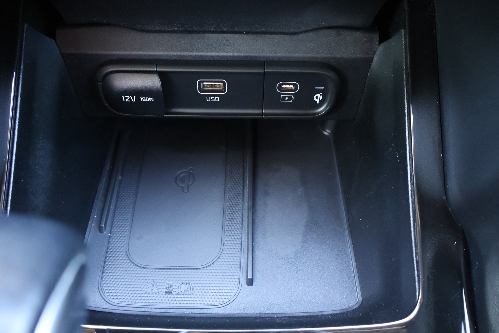 2023 Kia Telluride S - Photo 23