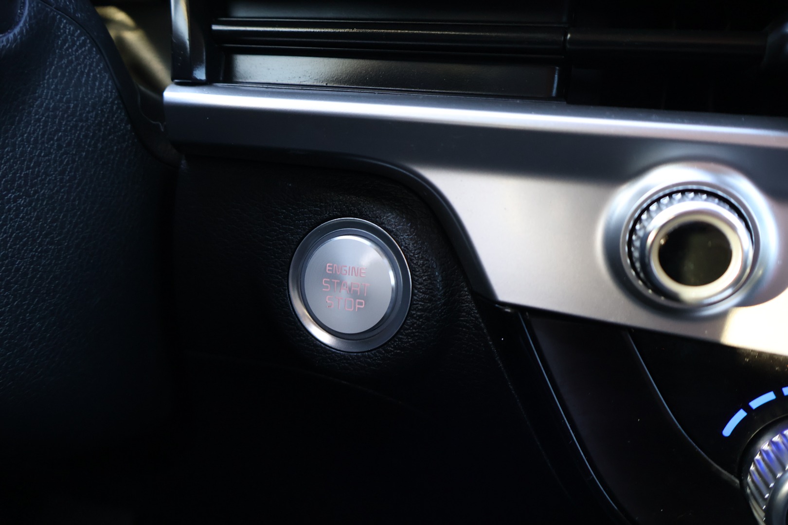 2023 Kia Telluride S - Photo 24