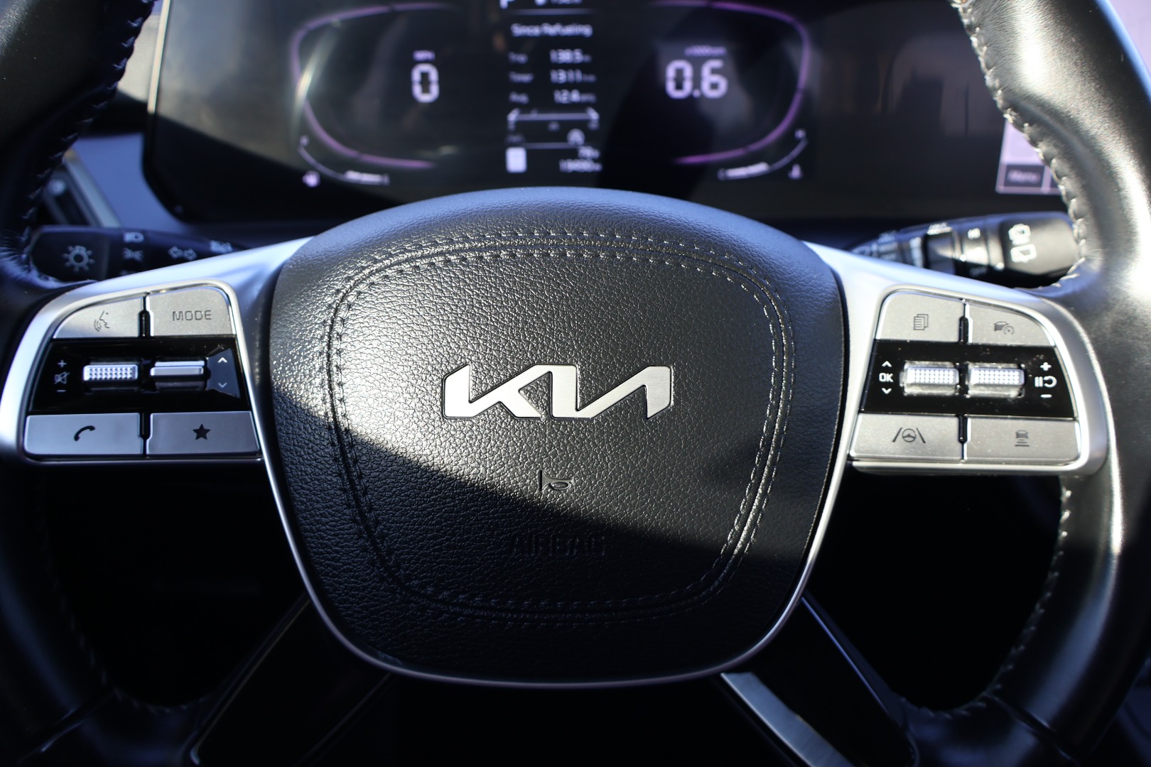 2023 Kia Telluride S - Photo 25