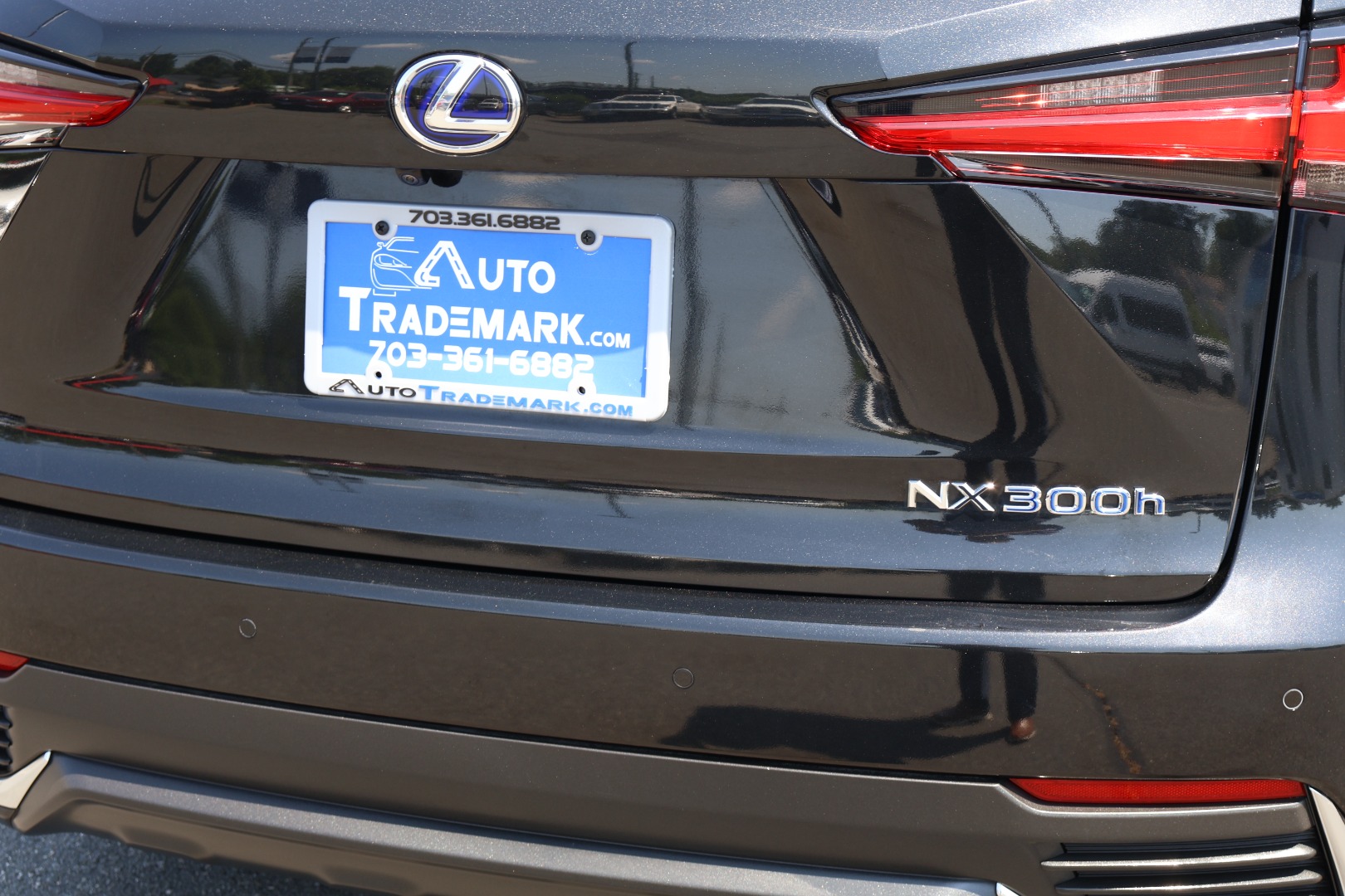 2020 Lexus NX Hybrid 300h - Photo 12
