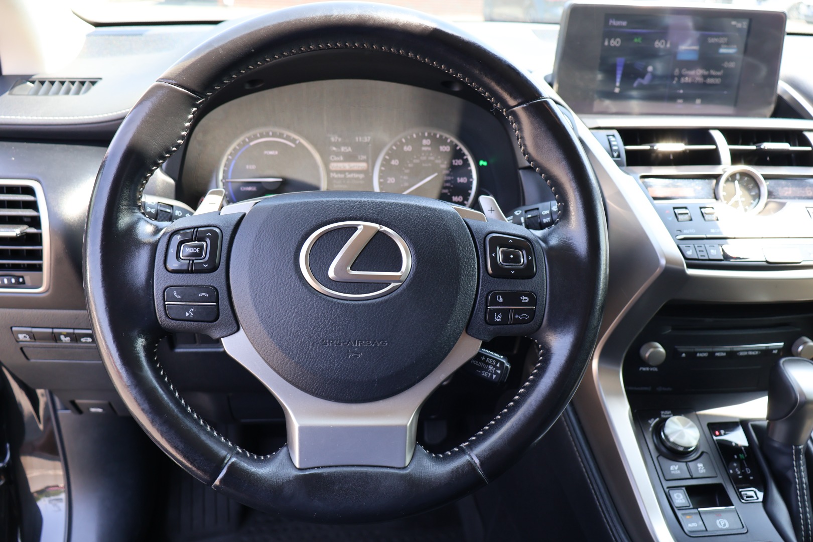 2020 Lexus NX Hybrid 300h - Photo 22