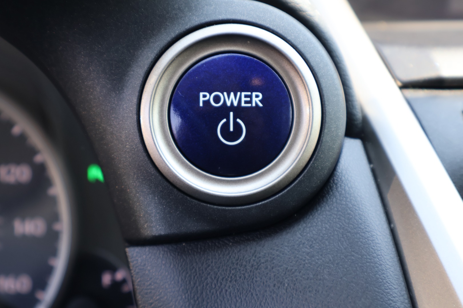 2020 Lexus NX Hybrid 300h - Photo 26