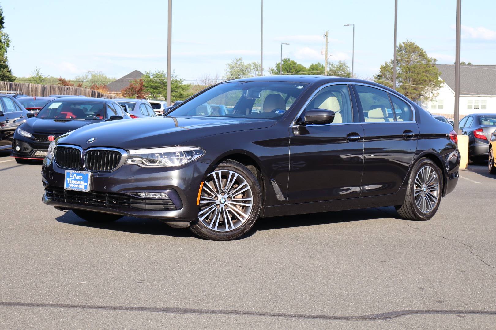2017 BMW 5 Series 540i xDrive Sedan's photo