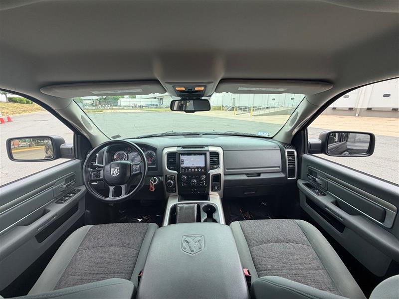 2015 RAM Ram 1500 Pickup Outdoorsman - Photo 26