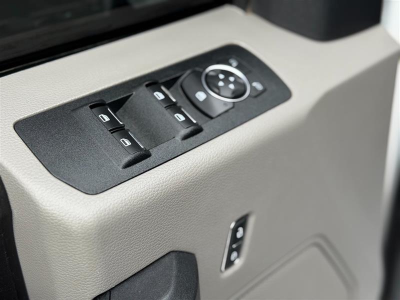 2020 Ford F-150 XL - Photo 35