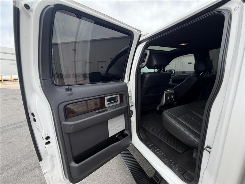 2013 Ford F-150 Platinum - Photo 17