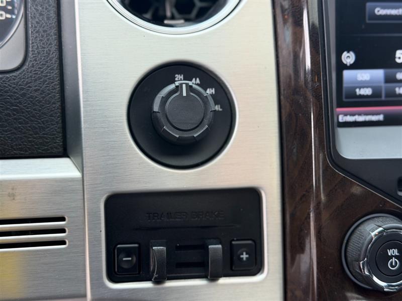 2013 Ford F-150 Platinum - Photo 42