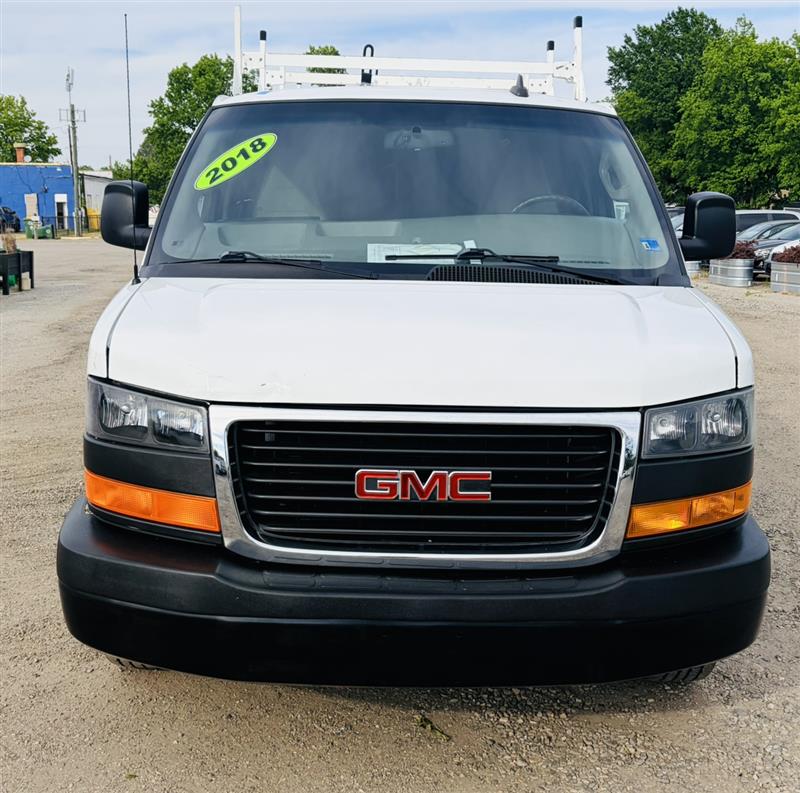 2018 GMC Savana 2500's photo