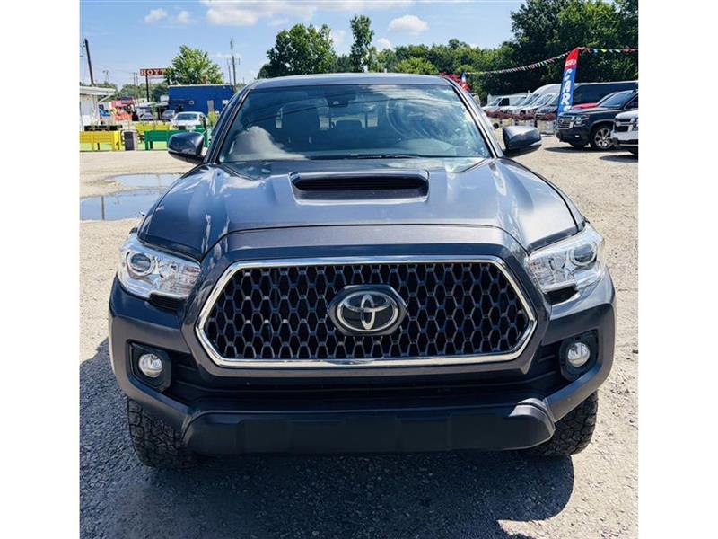 2019 TOYOTA TACOMA SR5