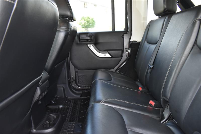 2016 Jeep Wrangler Unlimited Rubicon - Photo 25
