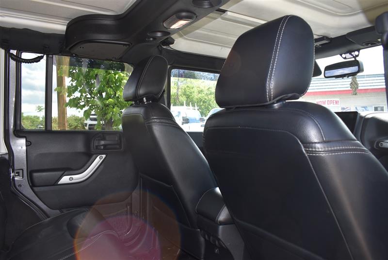 2016 Jeep Wrangler Unlimited Rubicon - Photo 30