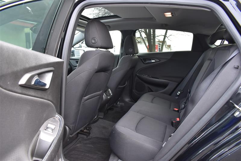2018 Chevrolet Malibu 1LT - Photo 10