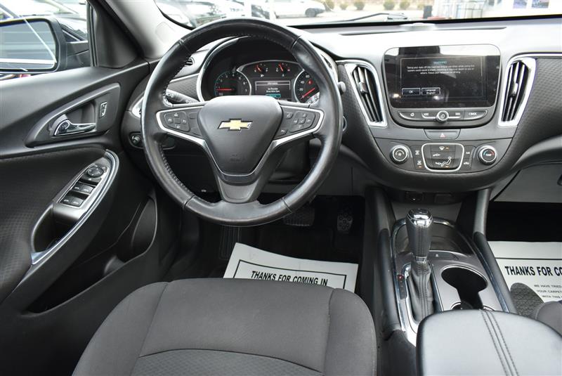 2018 Chevrolet Malibu 1LT - Photo 16