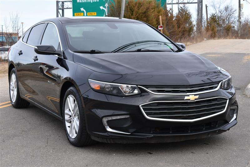 2018 Chevrolet Malibu 1LT - Photo 3