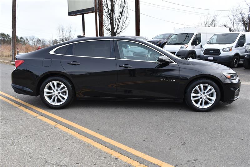 2018 Chevrolet Malibu 1LT - Photo 4