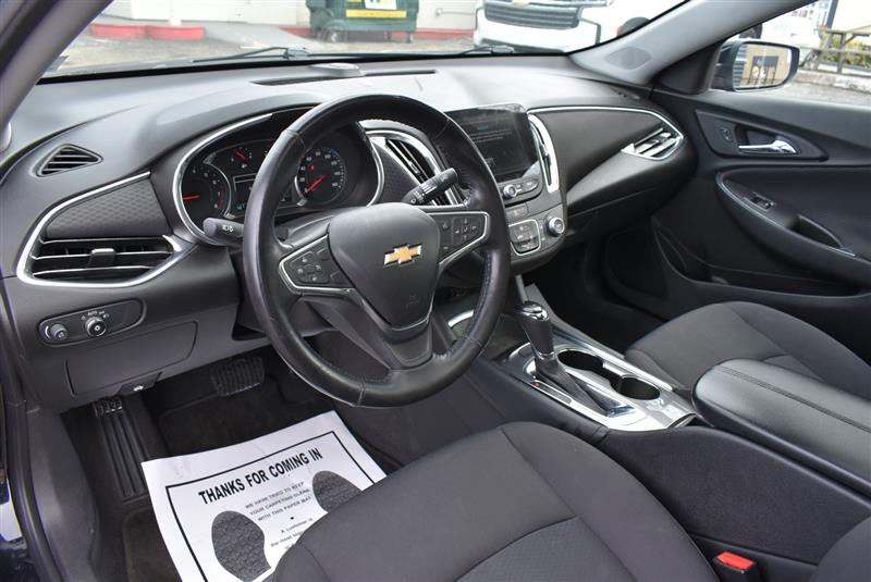 2018 Chevrolet Malibu 1LT - Photo 9