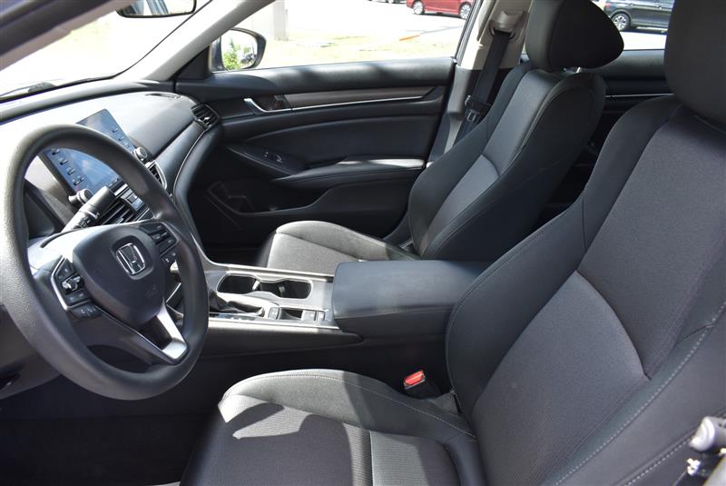 2020 Honda Accord LX - Photo 18