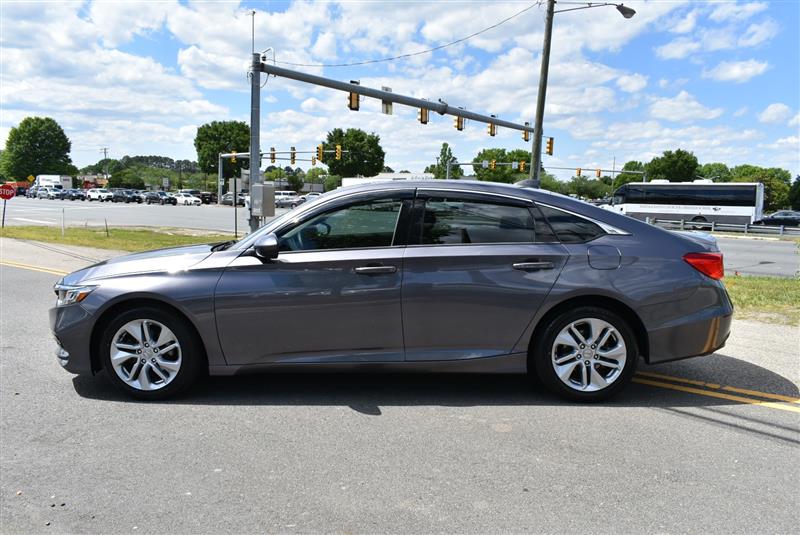 2020 Honda Accord LX - Photo 8