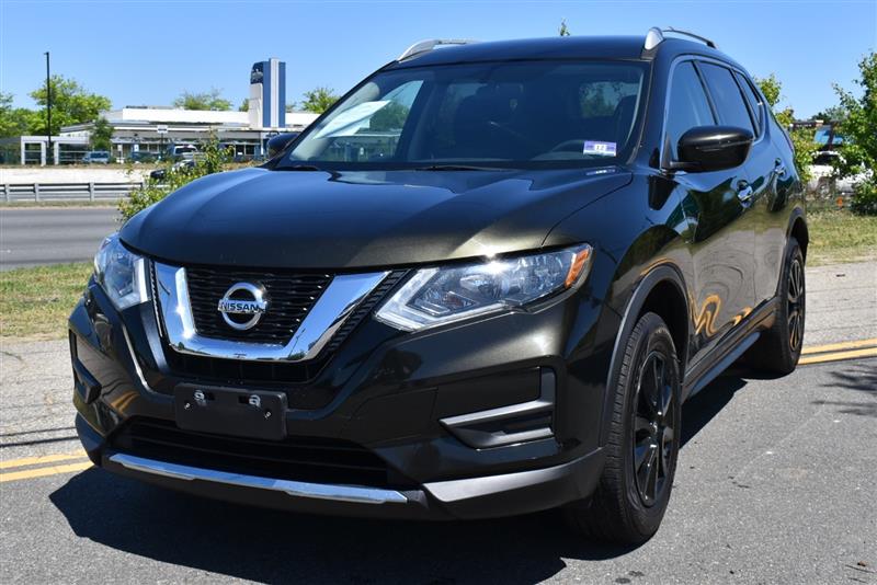 2017 NISSAN ROGUE SV