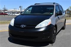 2006 TOYOTA SIENNA XLE