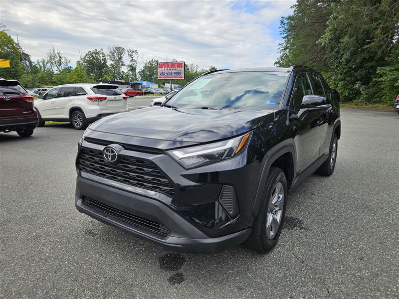 2022 TOYOTA RAV4 XLE