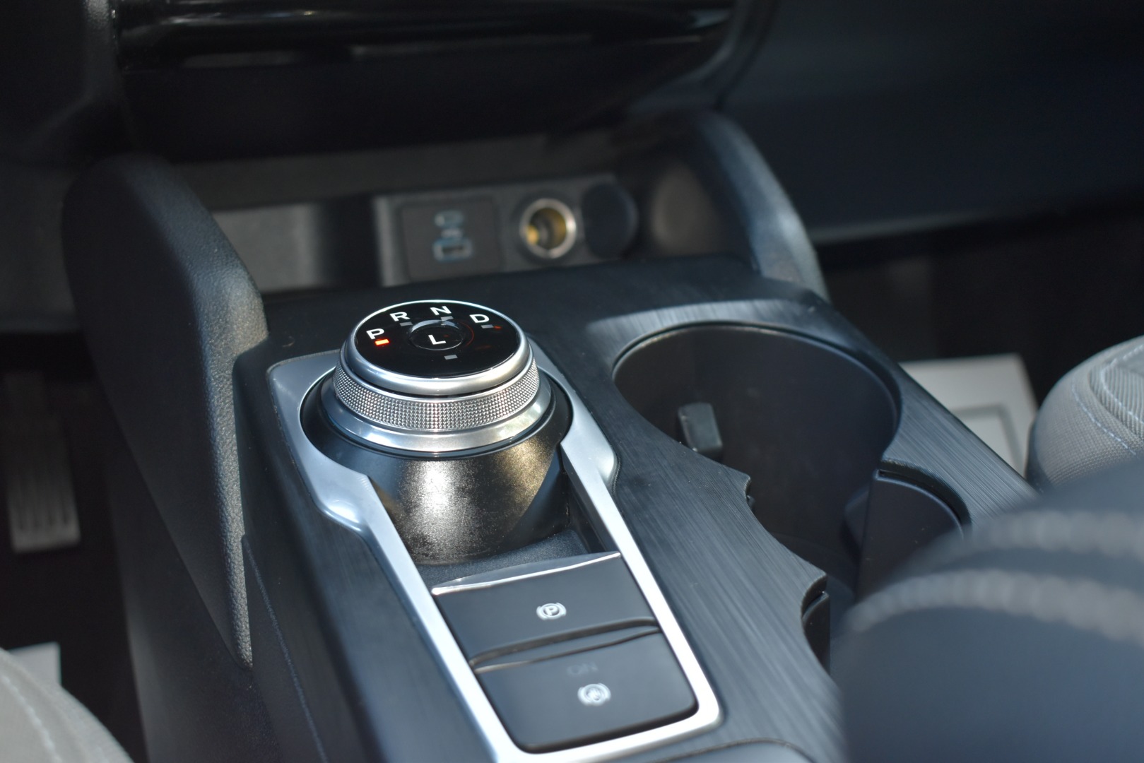 2021 Ford Escape S - Photo 17