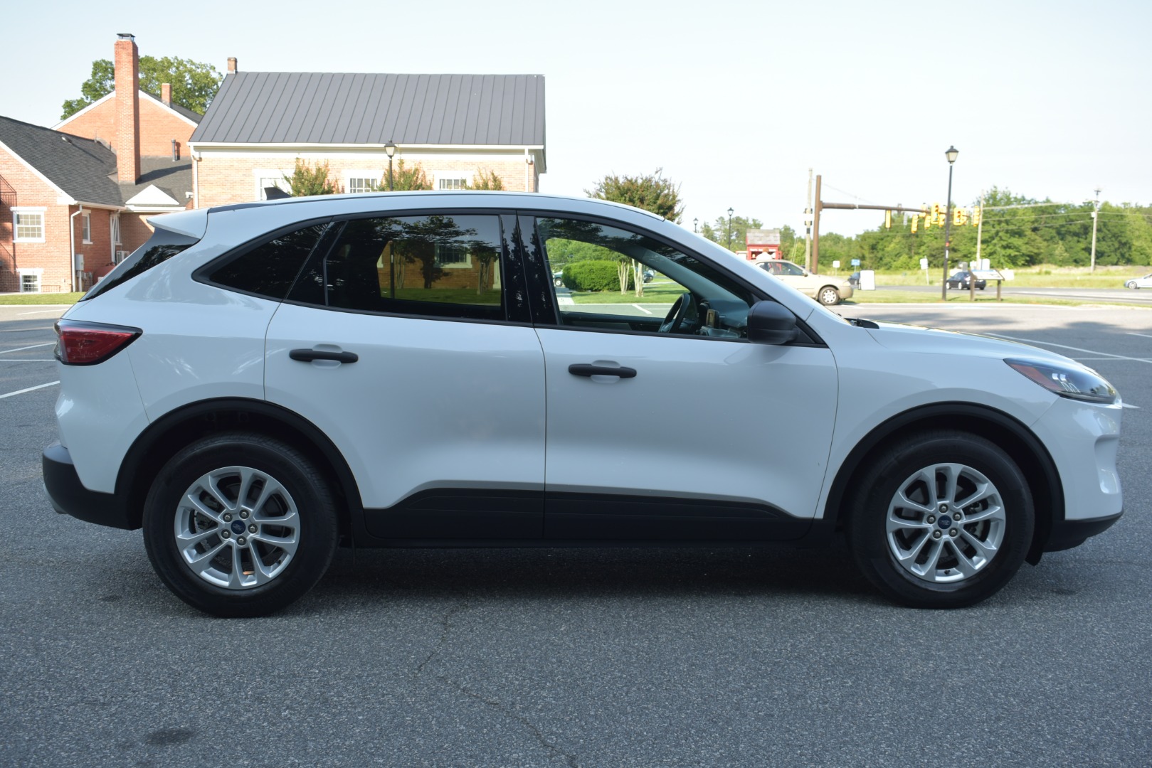 2021 Ford Escape S - Photo 6