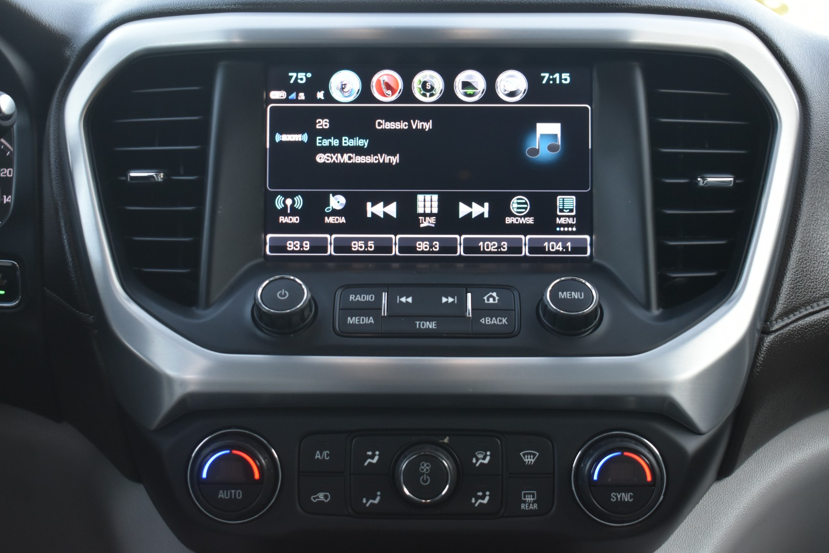 2018 GMC Acadia SLT-1 - Photo 12