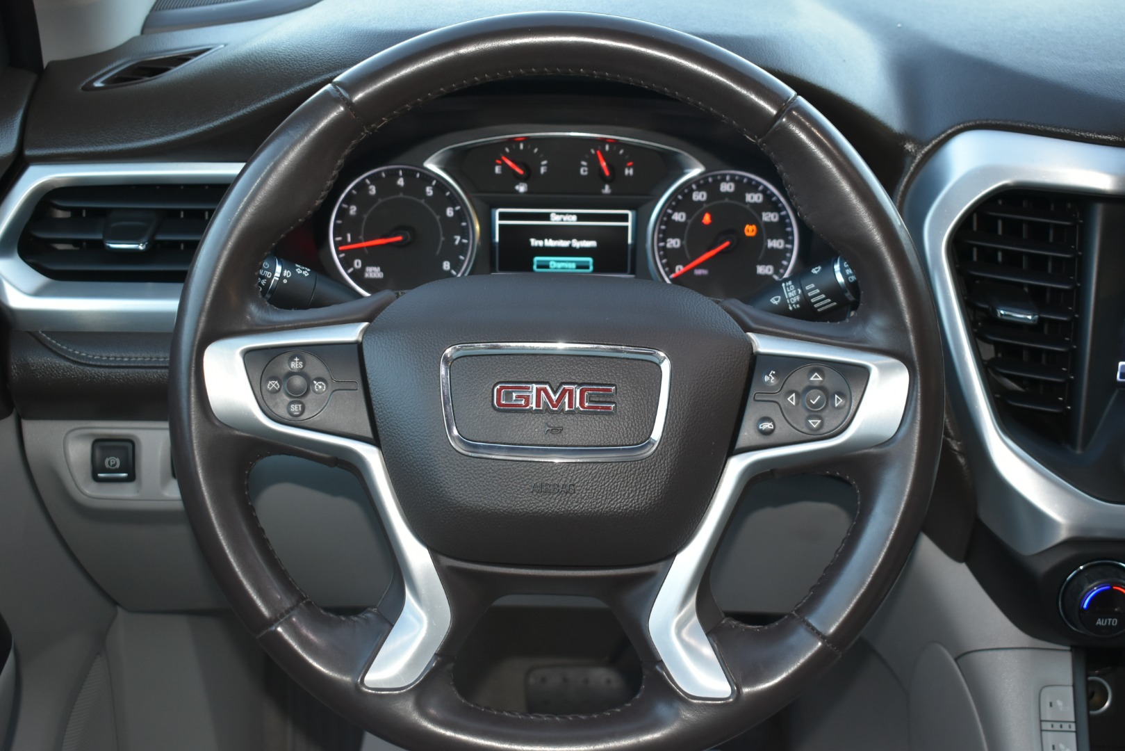 2018 GMC Acadia SLT-1 - Photo 14