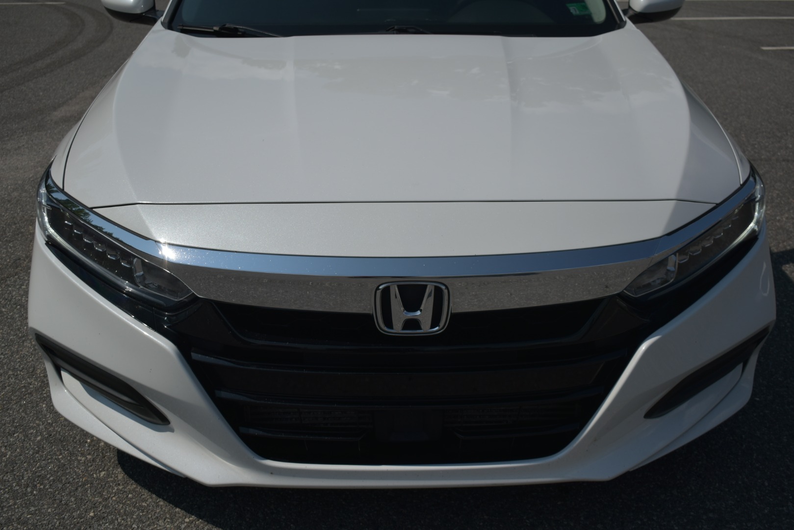 2018 Honda Accord LX - Photo 10