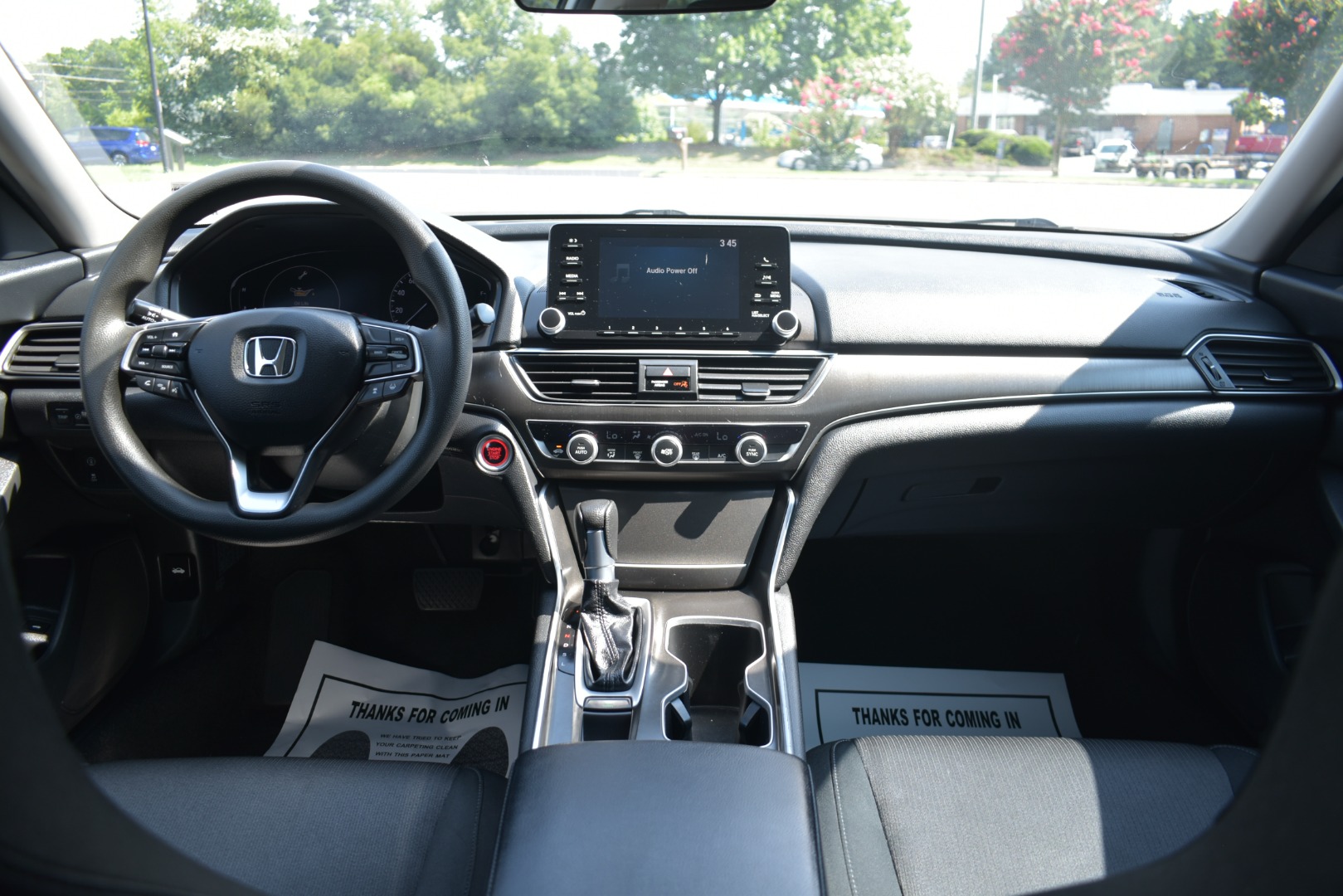 2018 Honda Accord LX - Photo 13