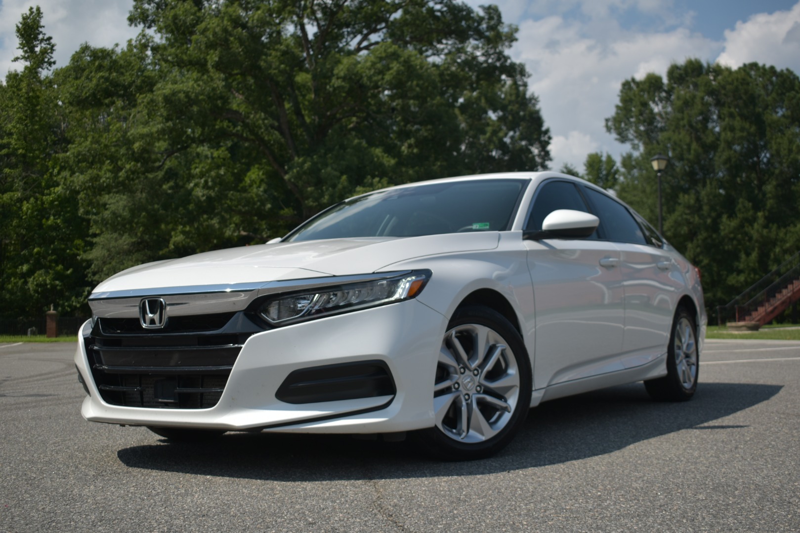 2018 Honda Accord LX - Photo 26