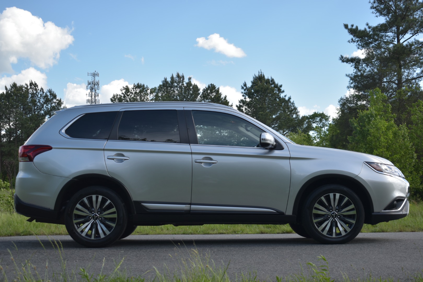 2020 Mitsubishi Outlander SEL - Photo 4