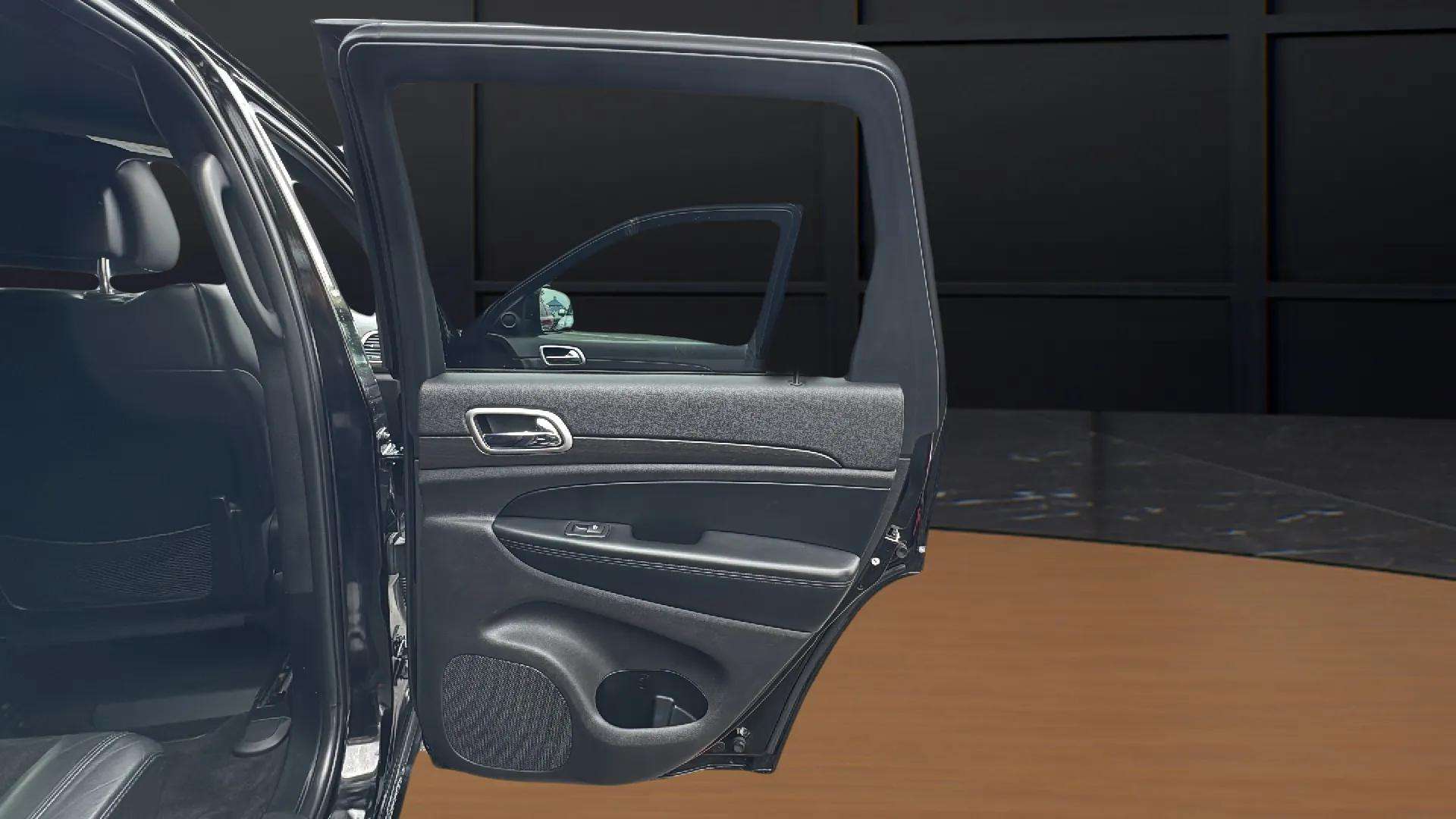 2018 Jeep Grand Cherokee Altitude - Photo 22