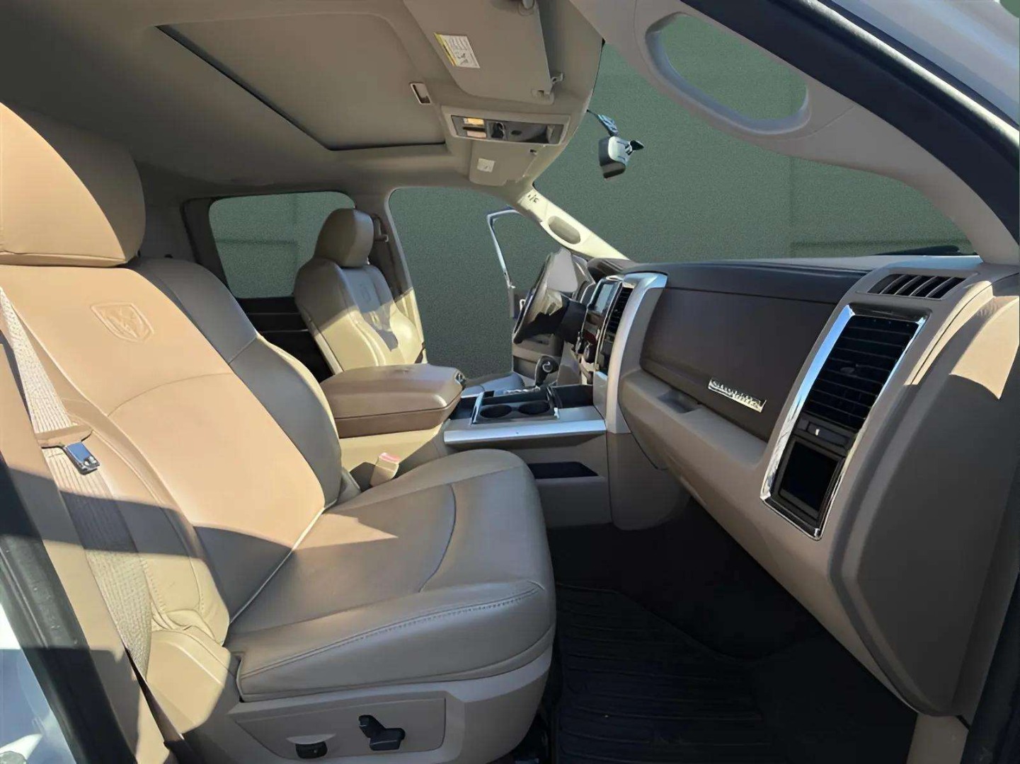 2012 RAM Ram 1500 Pickup Laramie - Photo 13